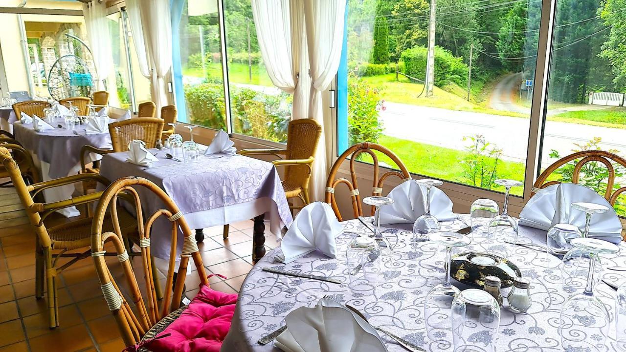 Fasthotel Oloron Hostellerie Du Paon Blanc Lurbe-Saint-Christau Exteriér fotografie