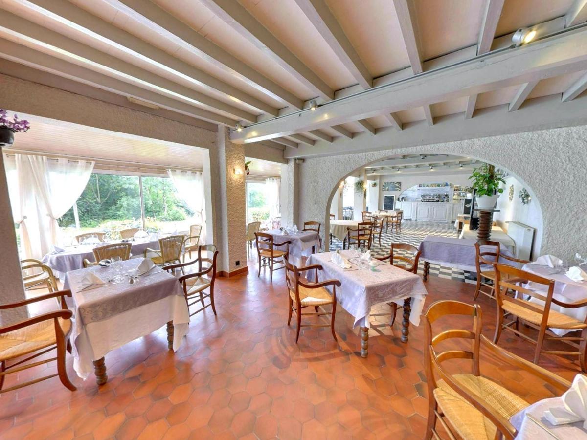 Fasthotel Oloron Hostellerie Du Paon Blanc Lurbe-Saint-Christau Exteriér fotografie